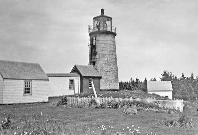 Monhegan Island Lighthouse, Maine at Lighthousefriends.com