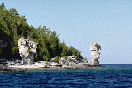 Flowerpot Island Lighthouse, Ontario Canada at Lighthousefriends.com