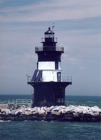 orient point lighthouse tours
